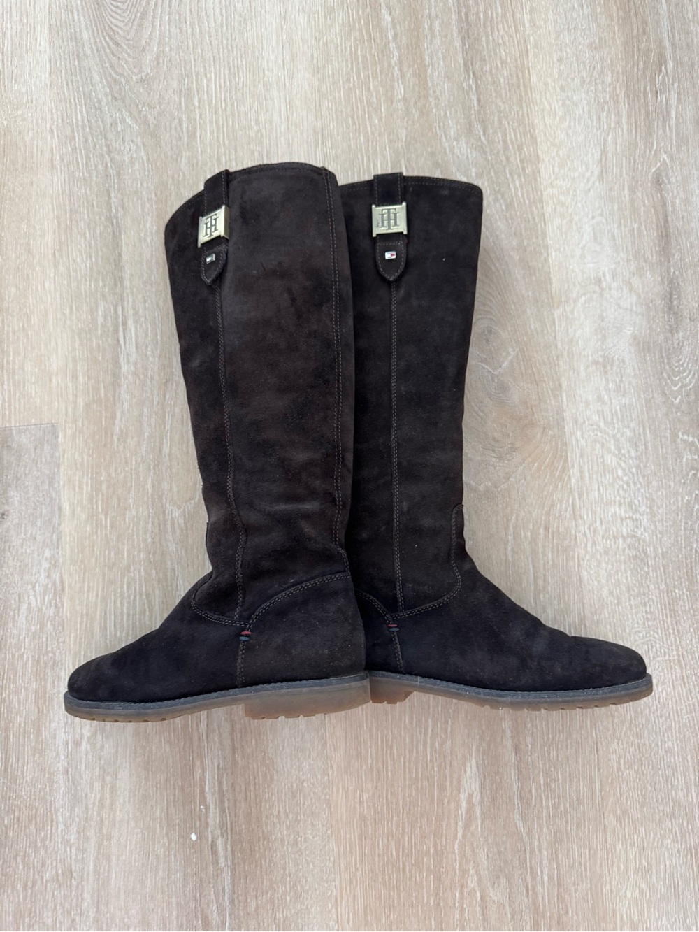 Tommy Hilfiger Brown Suede Winter High Boots.